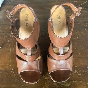 MIA brown leather block heels